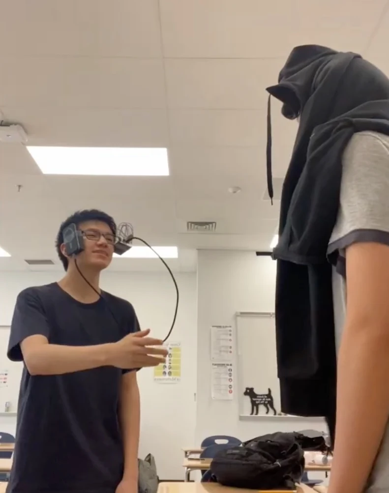 The AI glasses classroom demonstration